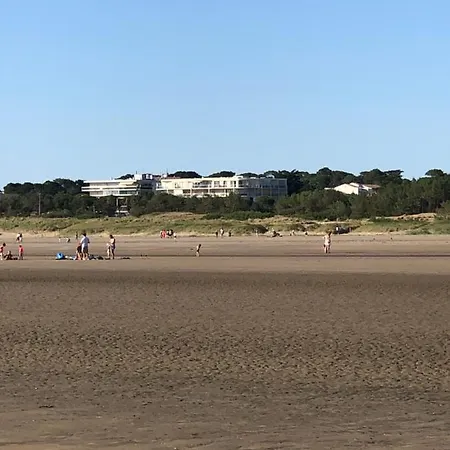 Апартаменты Alcantara Vue Mer, Premiere Ligne